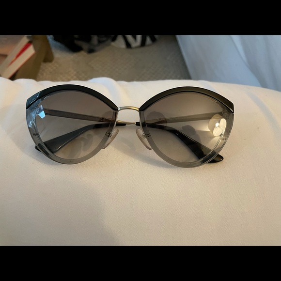Prada sunglasses - Picture 10 of 10
